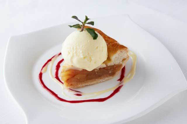 アップルパイアラモード（700円）