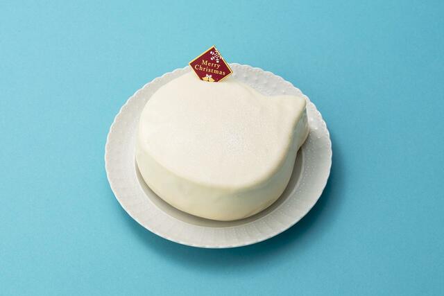 しろねこのバニラムースケーキ 2,500円（税込2,700円）【イオン限定・人気3ブランドのクリスマスケーキ】