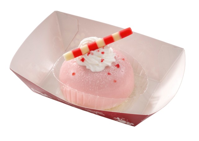 「ダッフィー&フレンズのウィンターホリデー」スペシャルメニュー「ストロベリーミルクムースケーキ」