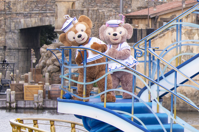 『東京ディズニーシー 20周年 アニバーサリー・セレクション』ハーバーグリーティング (収録年：2021-2022)