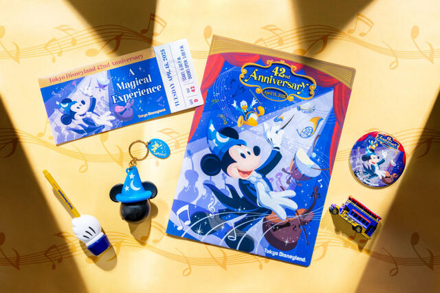 東京ディズニーランド開園42周年「ミッキーのフィルハーマジック」グッズ｜販売店舗：東京ディズニーランド「キングダム・トレジャー」｜発売日：2025年4月15日（火）