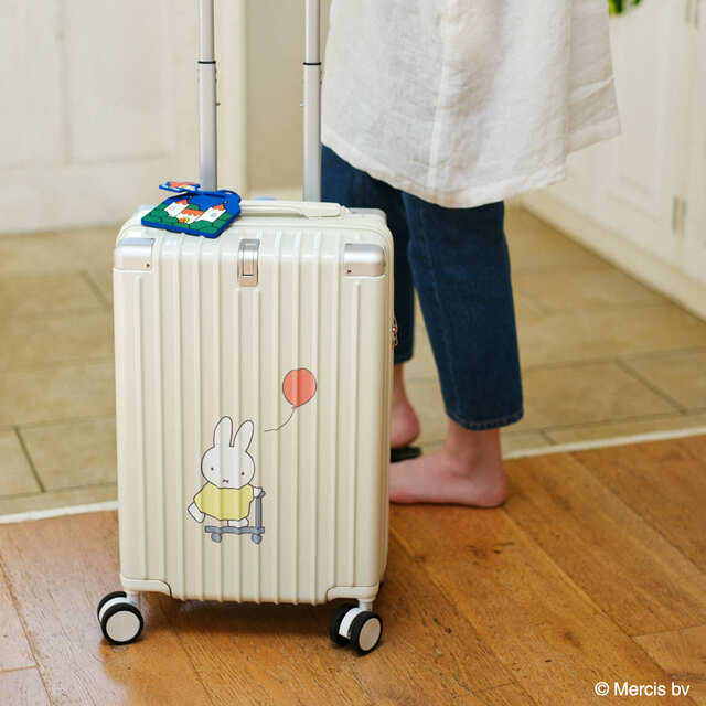 【studio CLIP×Dick Bruna】ラゲージタグ 全2種 ￥1,650、EC限定スーツケース 1種 ￥22,000