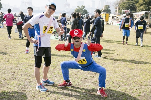 面白すぎるので後を追いかけたくなる人発見