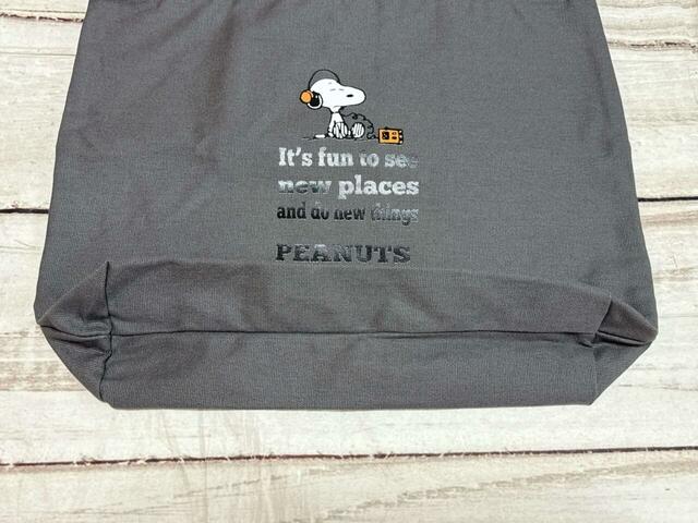 マチがしっかりあるので収納力抜群！