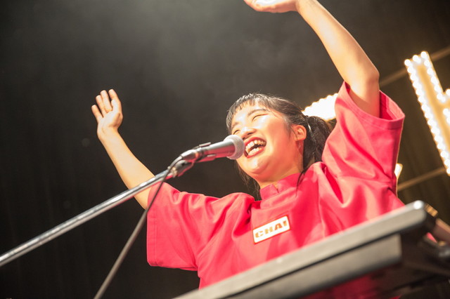 マナ　撮影：中磯ヨシオ