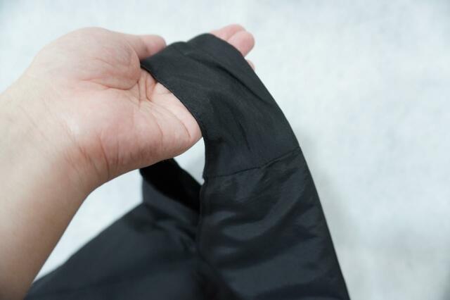 持ち手はワンハンドル