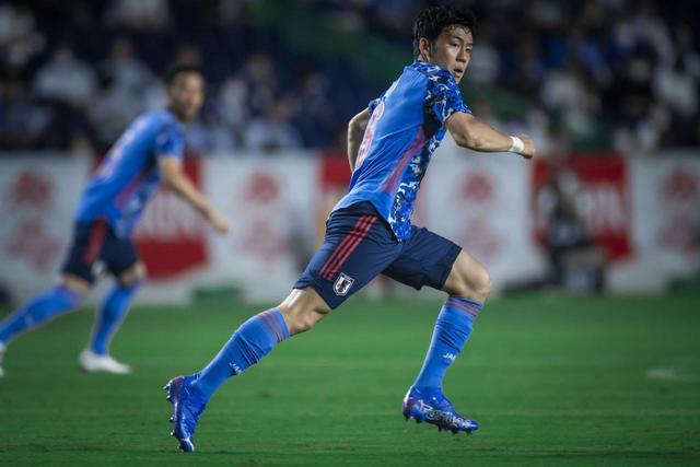 遠藤航 ©スエイシナオヨシ