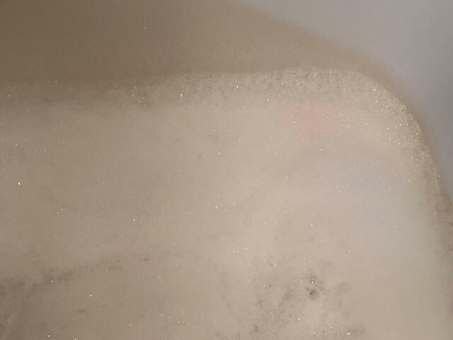 ふわっふわの泡風呂が完成！ちなみに時間が経過すると泡は少なくなってくるので、すぐに入浴しましょう！