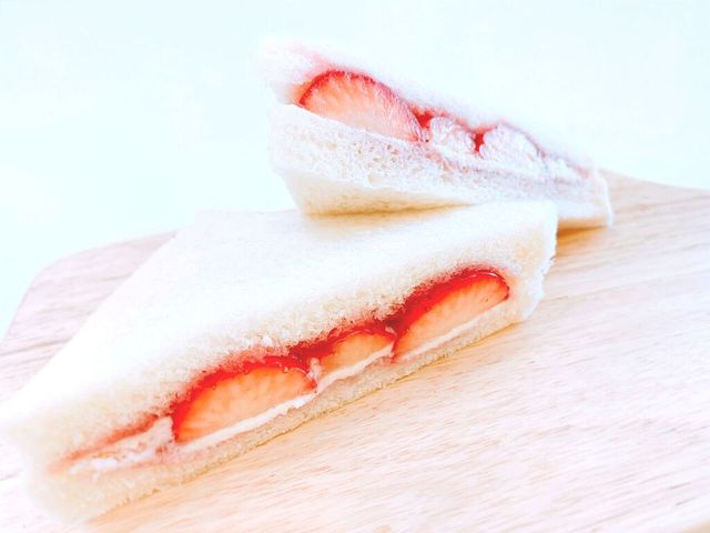 国産苺のジャムサンド