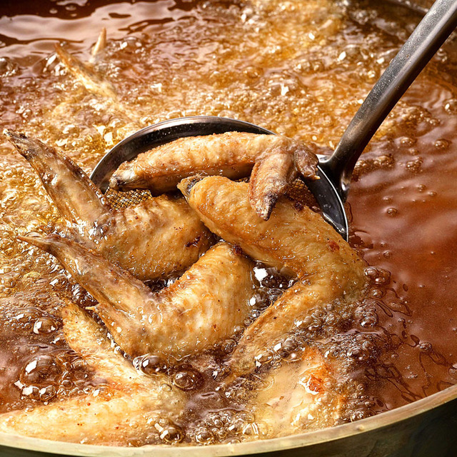 看板メニュー「究極の手羽先唐揚げ」