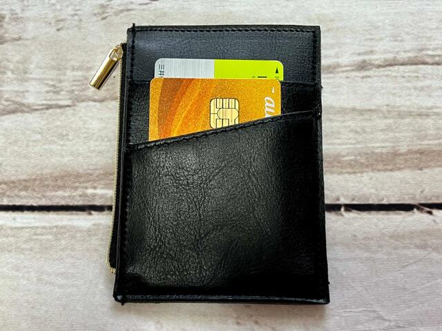 カードケースにカードを入れてみました！