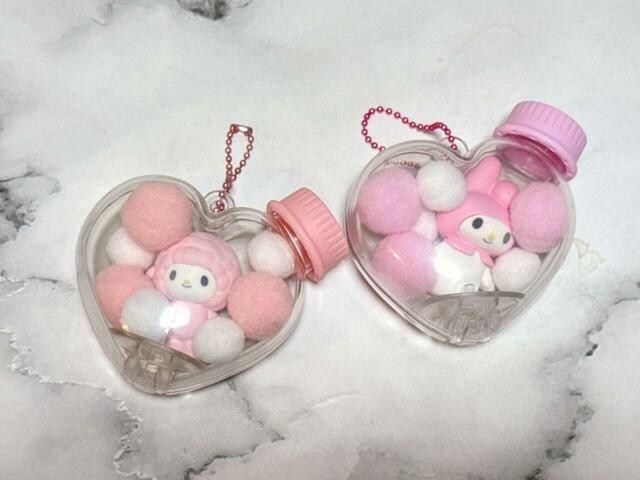 ガシャポンでゲットした、マイメロとピアノちゃんのフィギュアをIn