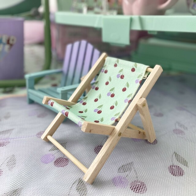ミニチュアビーチチェア　330円　