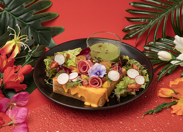 「神仙郷グラタン風トースト」＜1,300円（税込1,430円）＞【地獄楽カフェ】