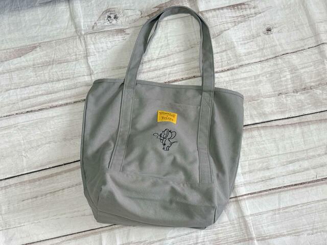 外で仕事をする際の荷物をイン！