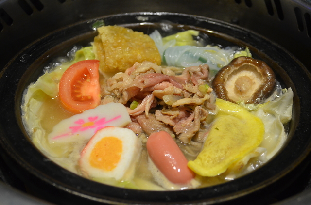 オフィス街のランチタイムでも人気のお一人様用の迷你火鍋（ミニホォグォ）