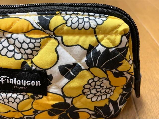 【リンネル×フィンレイソン 付録ポーチ】表にはキルティング生地が使用されていてフワフワ