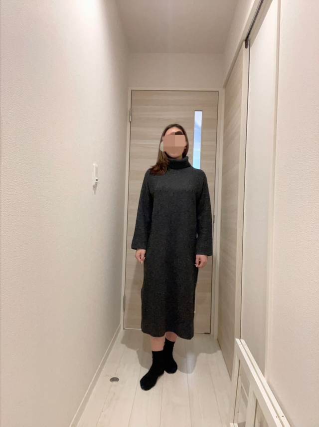 【UNIQLO（ユニクロ） スフレヤーンタートルネックワンピース】ゆったりと着られます