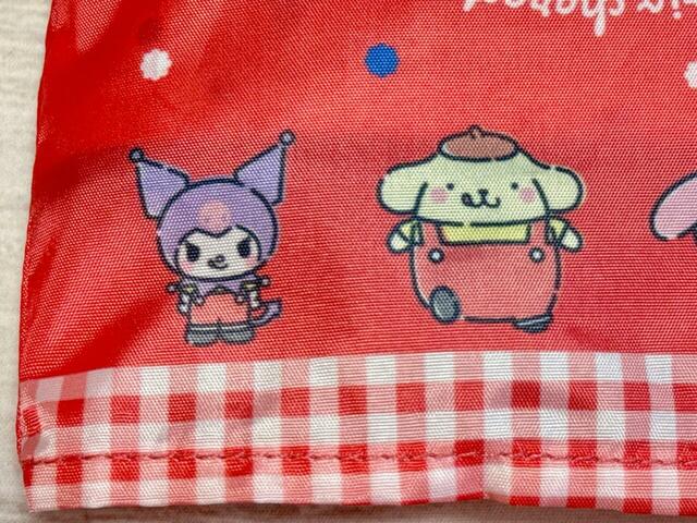 クロミとプリン。プリンのポーズが可愛い♪
