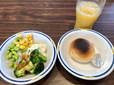 【ステーキガスト　[単品]ランチ健康サラダバーフルセット】カレー&スープの次はパン&サラダ