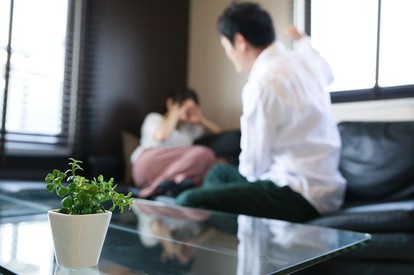 面前dv 軽く見ないで 子どもの前での夫婦ゲンカ が与える子どもへの悪影響 1 2 ハピママ 面前dv 軽く見ないで 子どもの前での夫婦ゲンカ が与える子どもへの悪影響 1 2 ハピママ