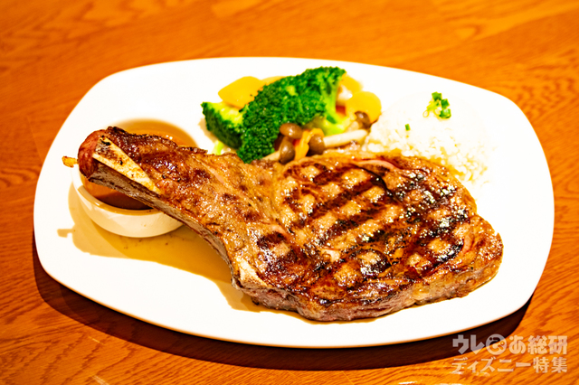 トマホークステーキ 11.5円/g(写真は750g)