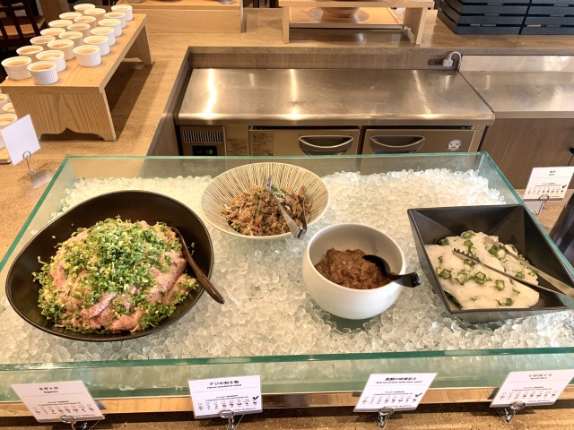 朝からでも食べたい海の幸!