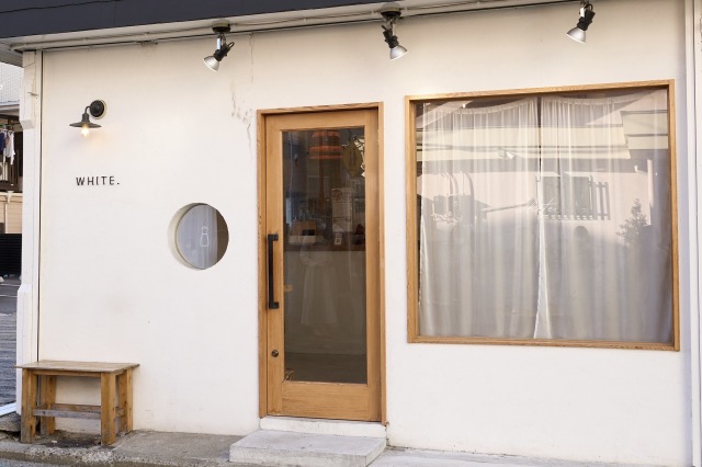 〈WHITE.cafe〉の外観