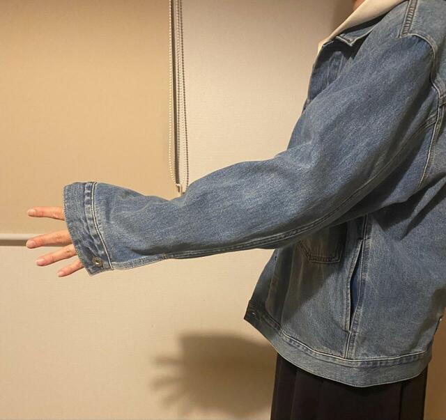 【UNIQLO　デニムトラッカージャケット】適度なリラックスシルエットでゴワゴワしません♪