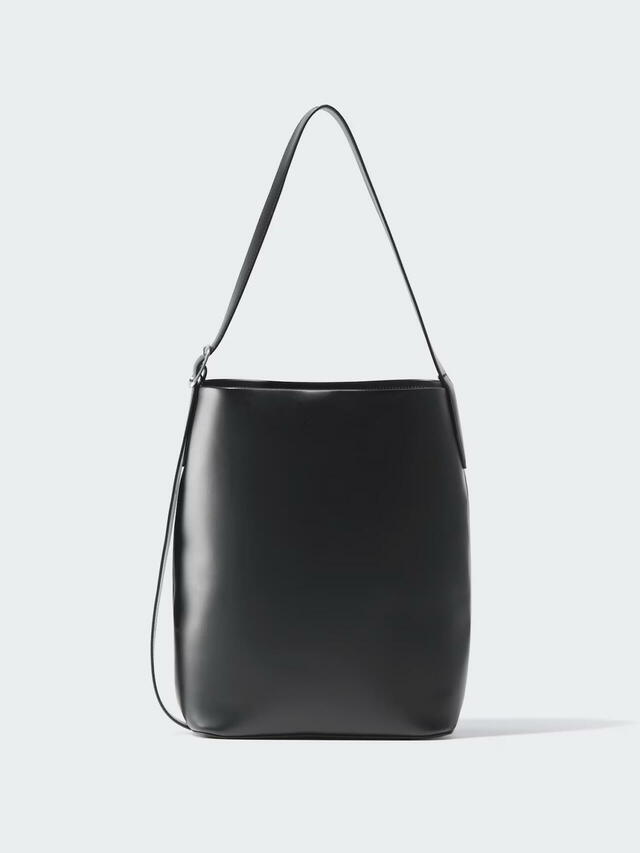 「2WAYショルダーバッグ」3,990円(税込)