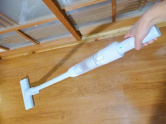 【アイリスオーヤマ ハンディクリーナーマルチツールセット】延長パイプ+フロアヘッド。コンパクトですごく軽い!