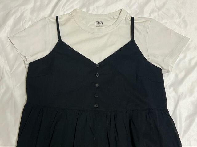 【ユニクロ クリンクルコットンキャミソールワンピース】1枚で着用するのに抵抗がある人はTシャツを重ねてみて