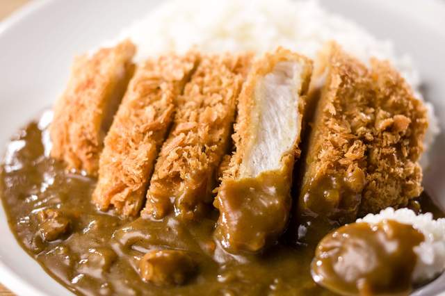 豚ロースのカツカレー 749円 /大盛り 849円