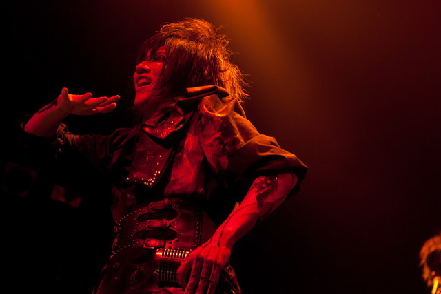 えんそく・O-WESTワンマンライブレポ／楽しさを全力のダンス、そして変顔に込めるぶう（Vo）。