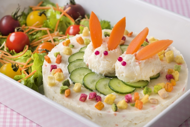 チキンとポテトのサラダ