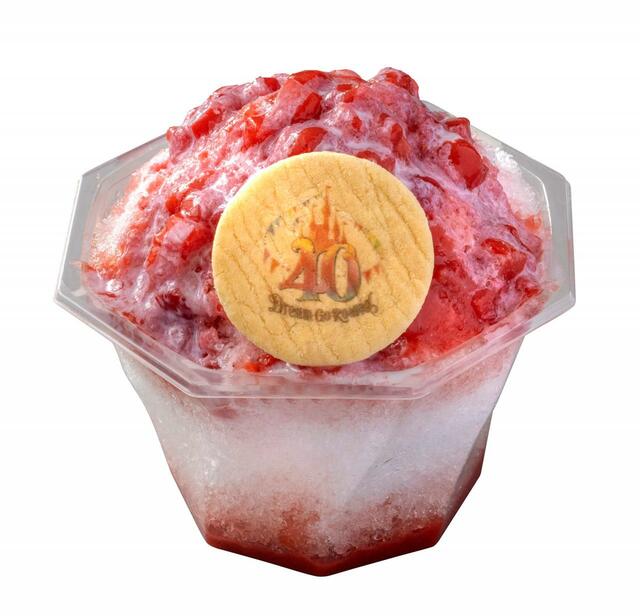 シェイブアイス（ストロベリーミルク）700円