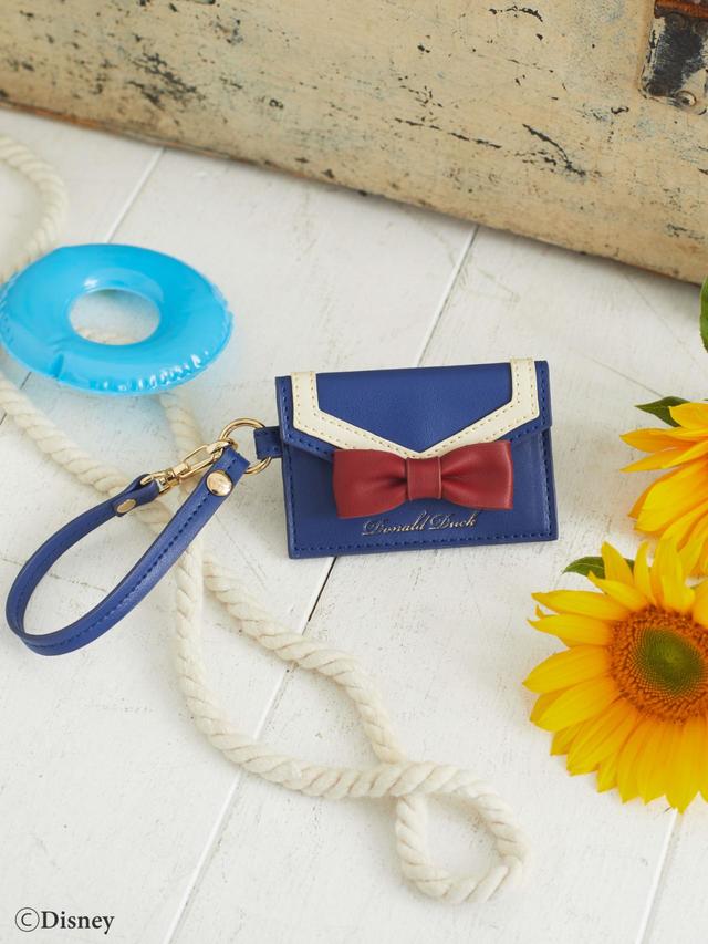 Donald Duck/パスケース ￥5,000