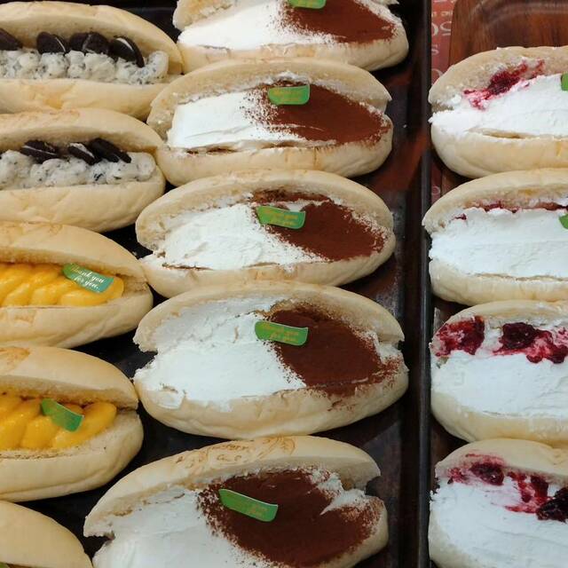 KT'S Bakery&Cafe「信州ミルクのホワイト生コッペパン(シリーズ)」