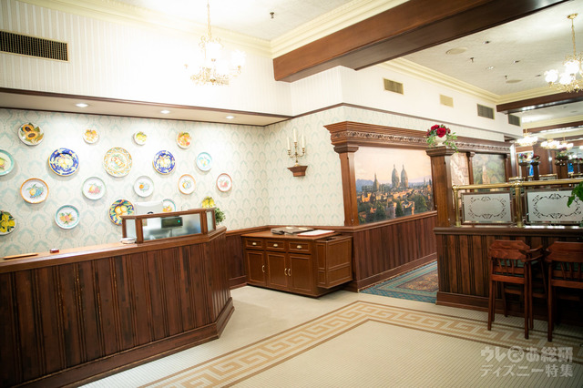 東京ディズニーリゾート35周年“Happiest Celebration!”グランドフィナーレ スペシャルコース 2,480円｜東京ディズニーランド「イーストサイド・カフェ」