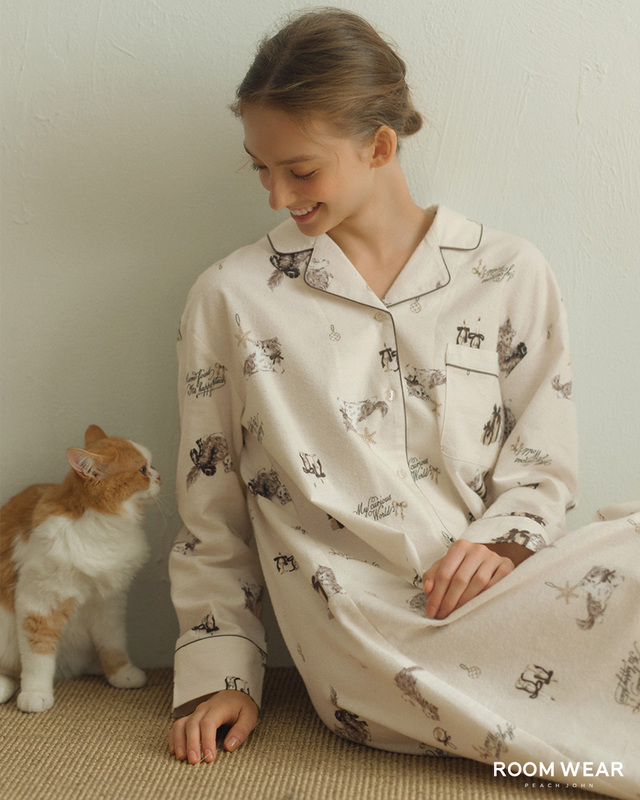 ボディを締め付けない、ラクな着心地のワンピースタイプ