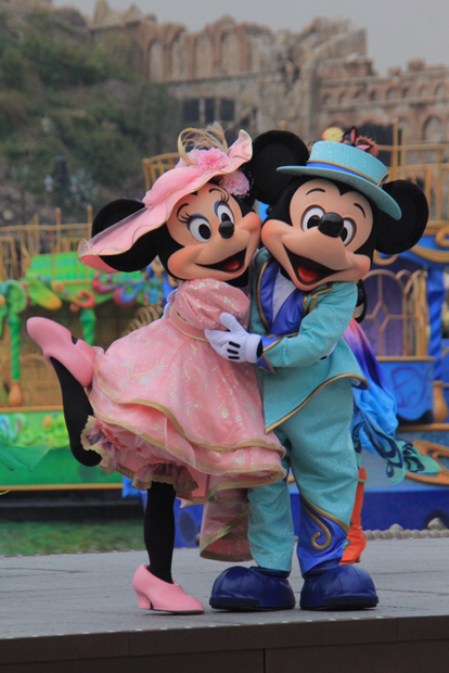 TDSイースター】ミッキーしか見ていない「ファッショナブル