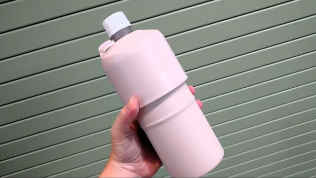 【ニトリ ペットボトルホルダー】出先で買ったペットボトルもこれに入れれば冷え冷えのまま！