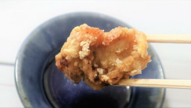 【鳥貴族 トリキの唐揚げ】厚すぎない衣が香ばしい