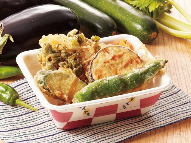 『国産夏野菜の天丼弁当』お新香付き