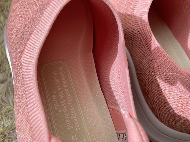 【ワークマン ファイングリップレディース】雨の中を歩く際にも靴に水がしみこみにくくなっています