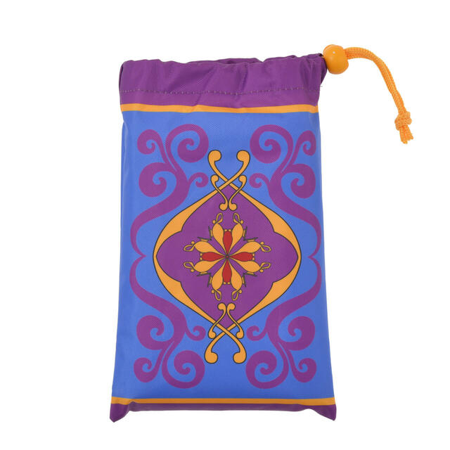 魔法のじゅうたん レジャーシート (S) ポーチ入り Compact Picnic Sheet 1,500円