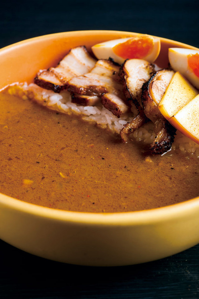 燻製カレー くんかれ 日本橋人形町店（人形町）  燻製全部のせカレー　980円