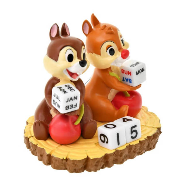 チップ&デール フィギュアカレンダー 2023 CALENDARS & ORGANIZERS 3,300円
