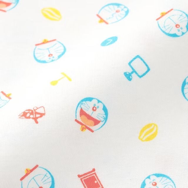 KIDS(男女兼用)グラフィックT(半袖) DORAEMON ¥990