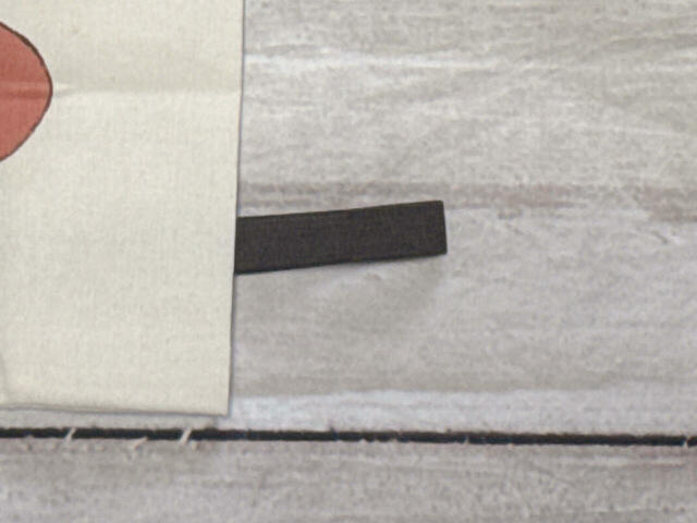 【kodomoe12月号付録】コンパクトに折りたたんで持ち運べるゴム付き